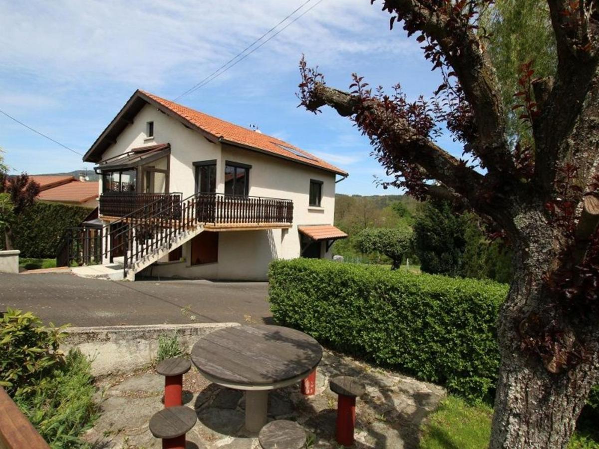 Gîte Retournac, 3 pièces, 4 personnes - FR-1-582-248 Extérieur photo